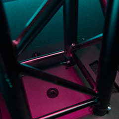 Gravity TWB 431 T B - Multifunksjonell firkantet stål-tourbase med mulighet for trussmontering
