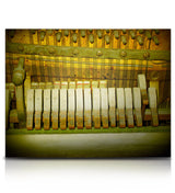 Gammelt, utslitt bestemor-piano