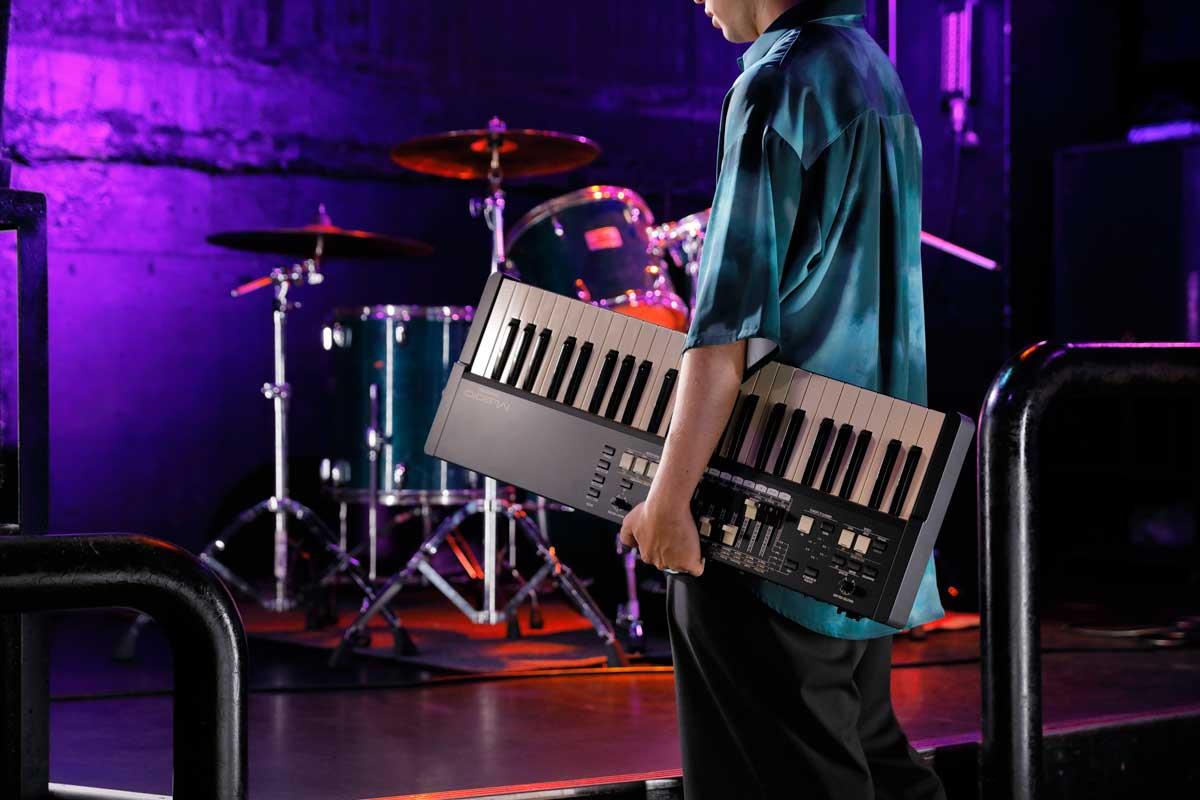 Hammond M-solo orgel (svart)
