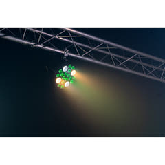 Ibiza XL RGBW+WWCW PAR-lampe (16x6 + 4x30W)
