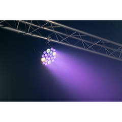 Ibiza XL RGBW+WWCW PAR-lampe (16x6 + 4x30W)