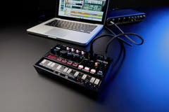 Korg Volca Kick Synthesizer 