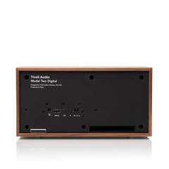 Tivoli Audio Model Two Digital Bluetooth høyttaler (valnøtt/gull)