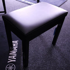 Yamaha GTB pianokrakk (svart)