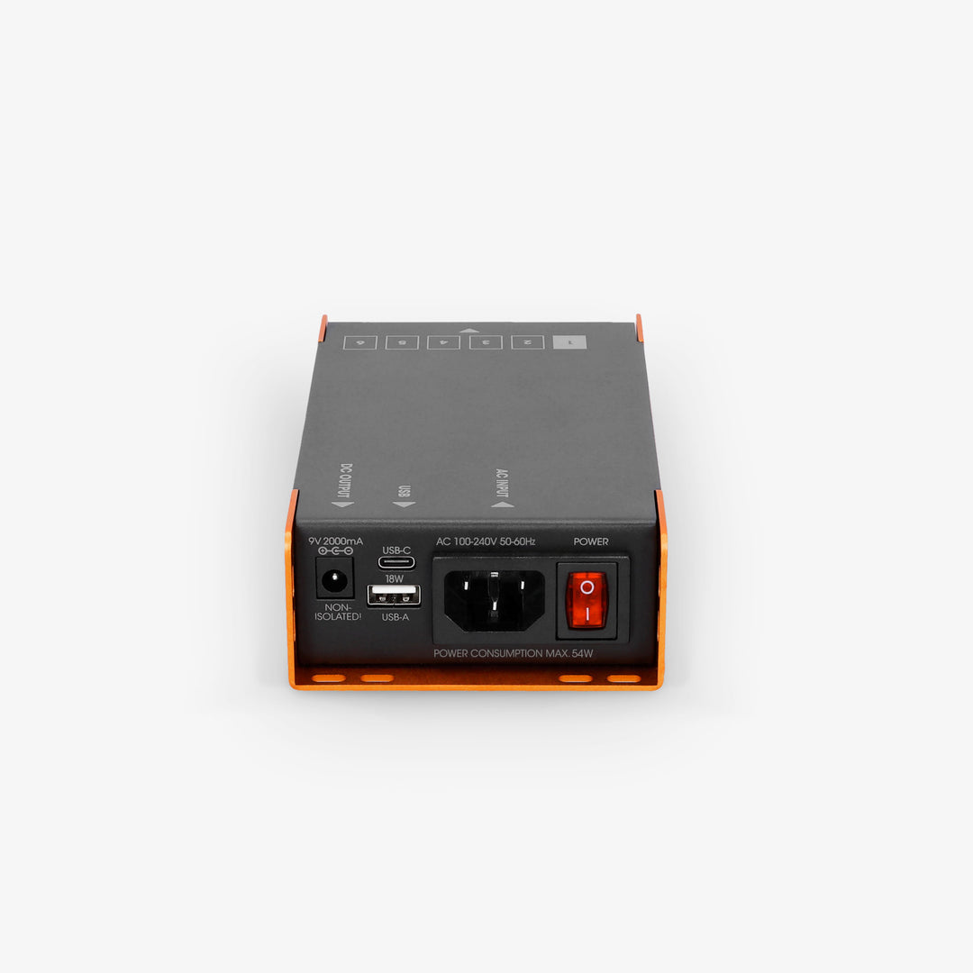 Palmer PWT 06 IEC - Universell strømforsyning til pedalboard med USB