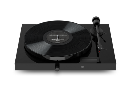 Pro-Ject Jukebox E1 OM5e Piano platespiller (svart)