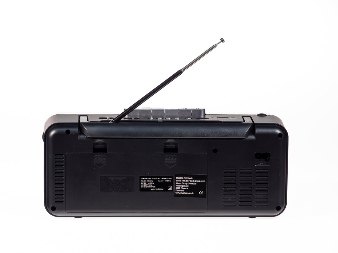 Studio 57 - Kassettspiller m. FM & Bluetooth, Sort