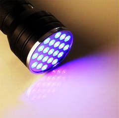 UV-lommelykt med 21 lysdioder