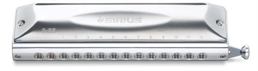 Suzuki Sirius S-56S - 14-hulls kromatisk munnspill med "Straight Slide".