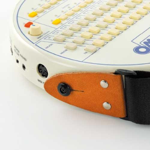 Suzuki stroppknapp til Omnichord OM-108 - modell OSB-108.