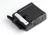Tascam DR-10L opptaker med lavaliermikrofon, hvit