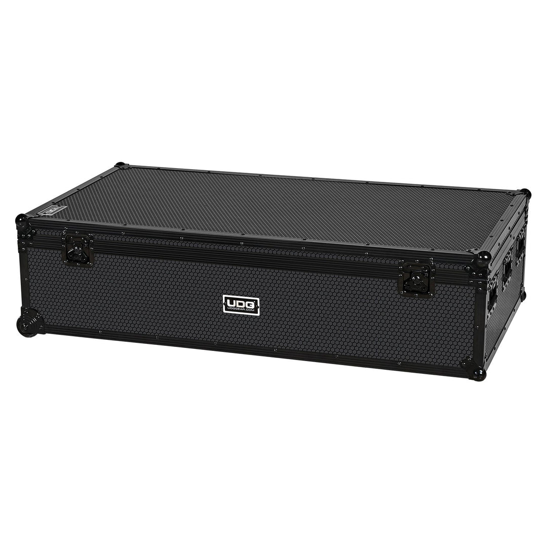 UDG Ultimate DJ Podium Workstation Flight Case svart Plus (Wheels)