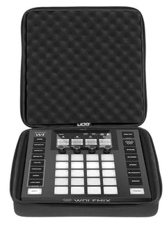 UDG Creator Wolfmix W1 MK3 Hardcase Svart