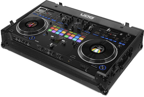 UDG Ultimate Flight-koffert Pioneer DDJ-REV7 Svart Plus (W)