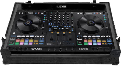 UDG Ultimate flightkoffert Rane Performer / Four svart Plus (W)
