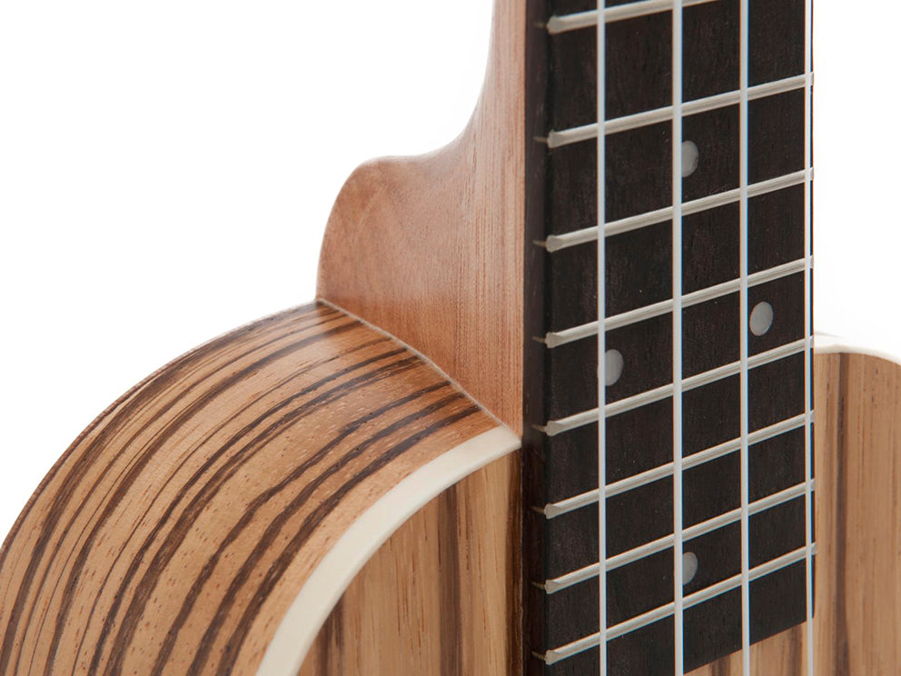 DiMavery UK-400 Ukulele, Sopran, Sebratre.