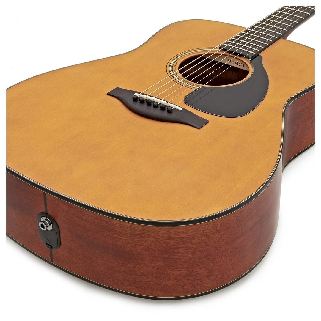 Yamaha FG3II Western gitar (tre)