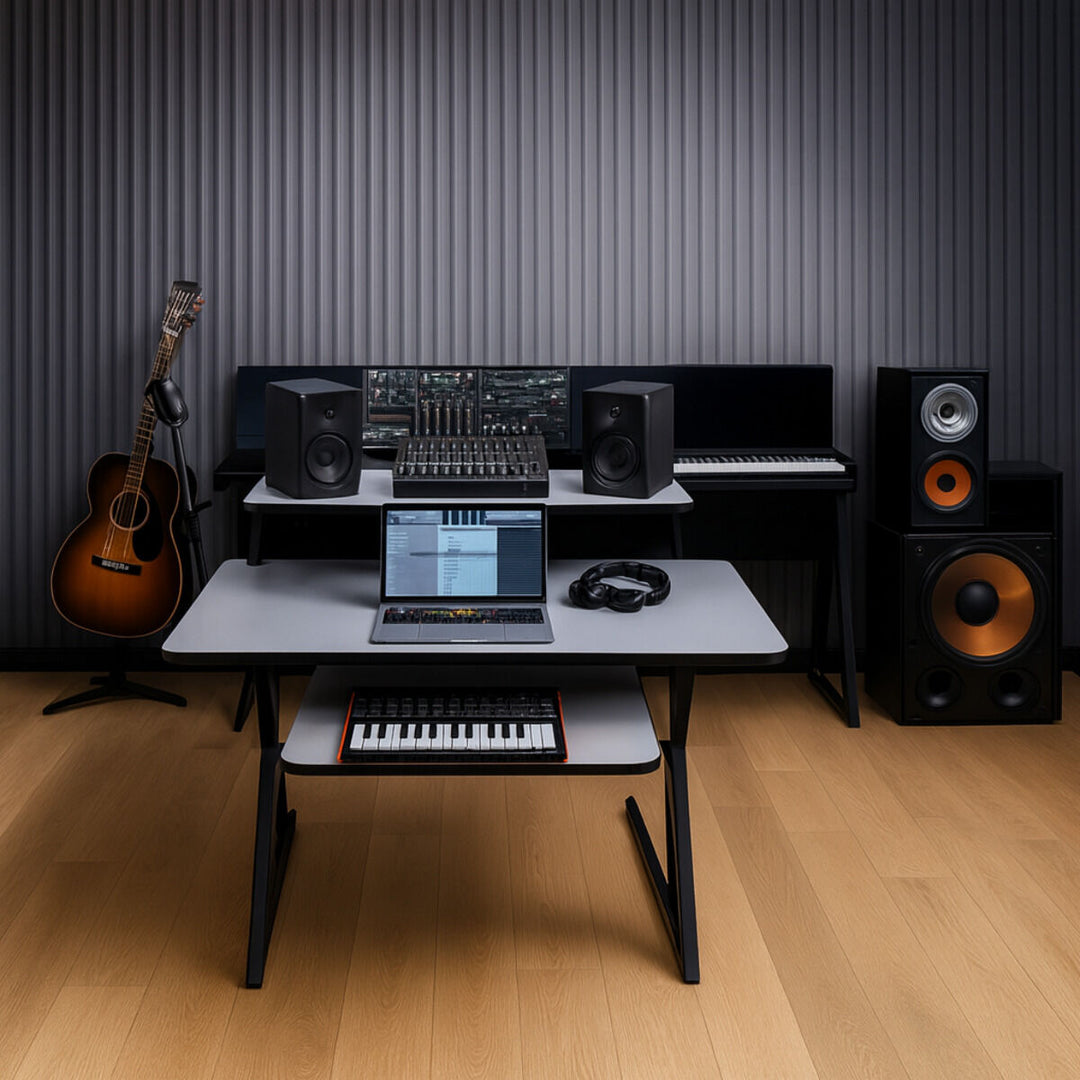 Studiebord med hyller og uttrekk til keyboard (120 cm)