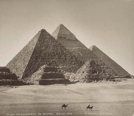 Pyramidene