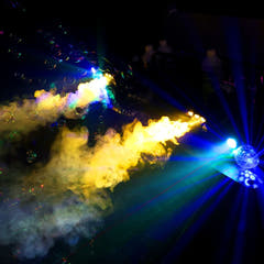 Light4Me GIG SET 2 Festpakke – Røykmaskin, Boblemaskine & 4-i-1 Lyseffekt