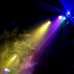 Light4Me GIG SET 2 Festpakke – Røykmaskin, Boblemaskine & 4-i-1 Lyseffekt