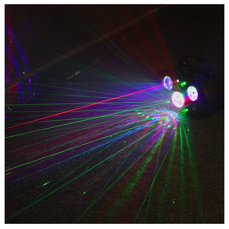 LIGHT4ME ULTRABOX 1 RGBA 6 LED-multieffektlampe