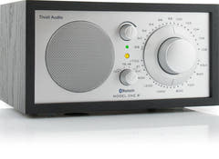 Tivoli Audio Model ONE BT Bluetooth høyttaler (svart/sølv)