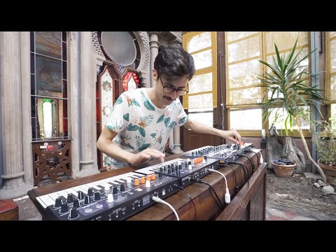 Arturia MicroFreak Synthesizer 