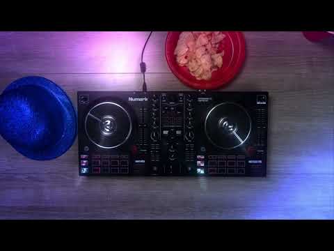 Numark mixtrack-pro-fx dj controller