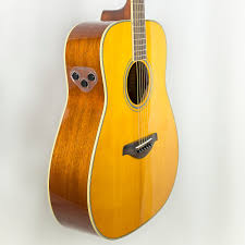 Yamaha FG-TA TransAcoustic Vintage Folk Western Gitar 